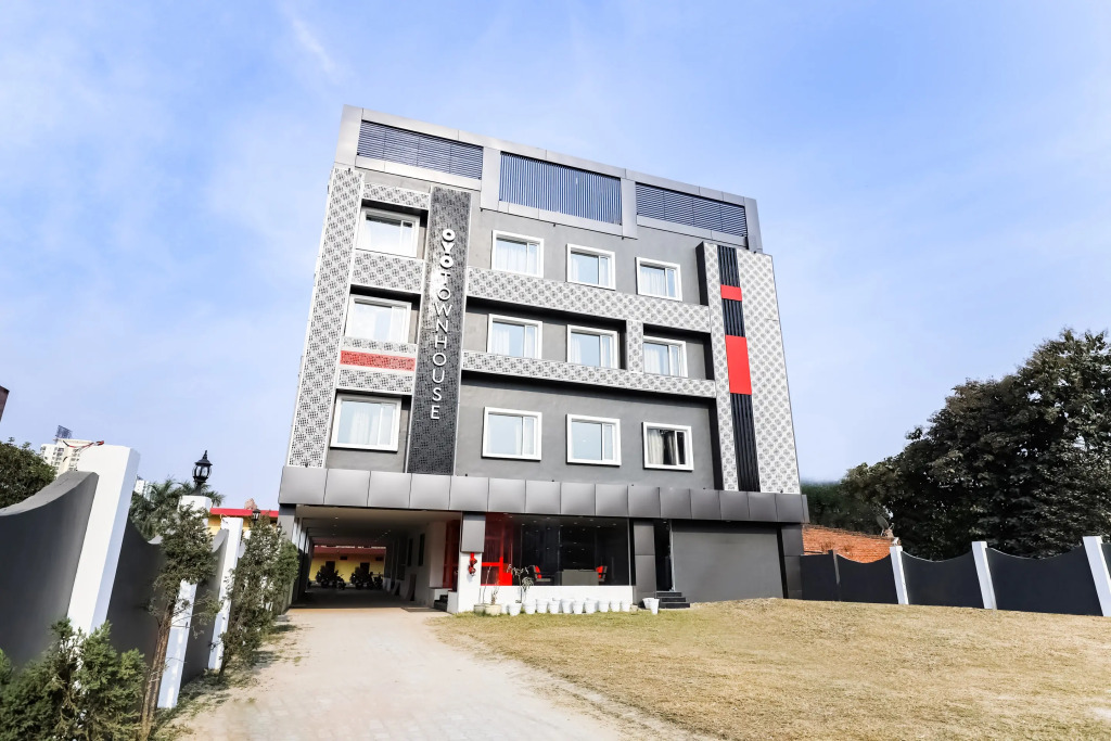 Лакхнау: OYO Townhouse 311 Ekana Stadium