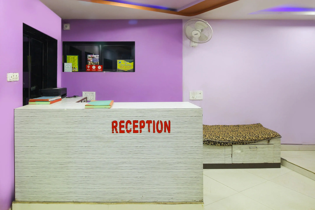 Олд-Махабалешвар: Hotel Nobel Executive by OYO Rooms