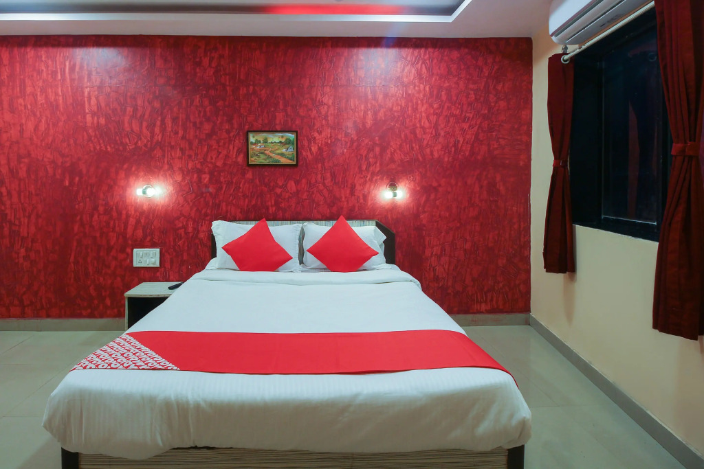 Олд-Махабалешвар: Hotel Nobel Executive by OYO Rooms