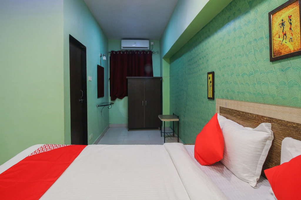 Олд-Махабалешвар: Hotel Nobel Executive by OYO Rooms