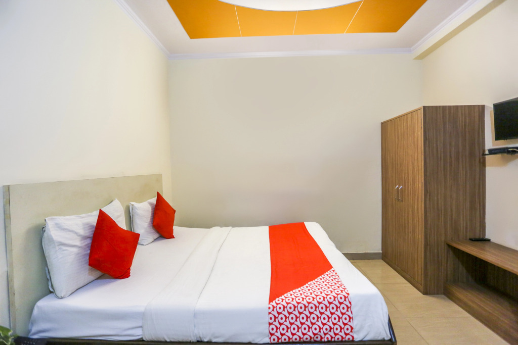 Газиабад: Hotel Mahadev By OYO Rooms