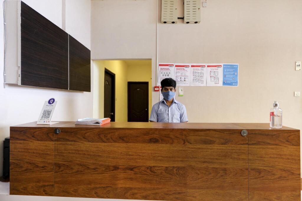 Сурат: Hotel Rajmandir by OYO Rooms