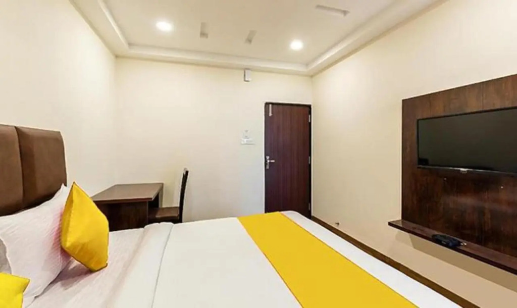 Индаур: Fabhotel S Pride
