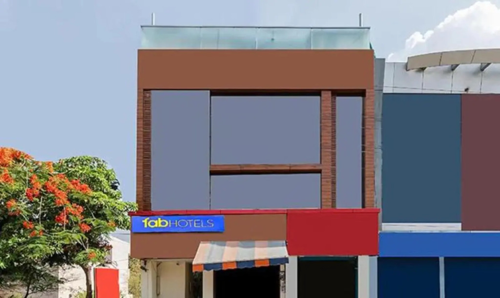 Индаур: Fabhotel S Pride