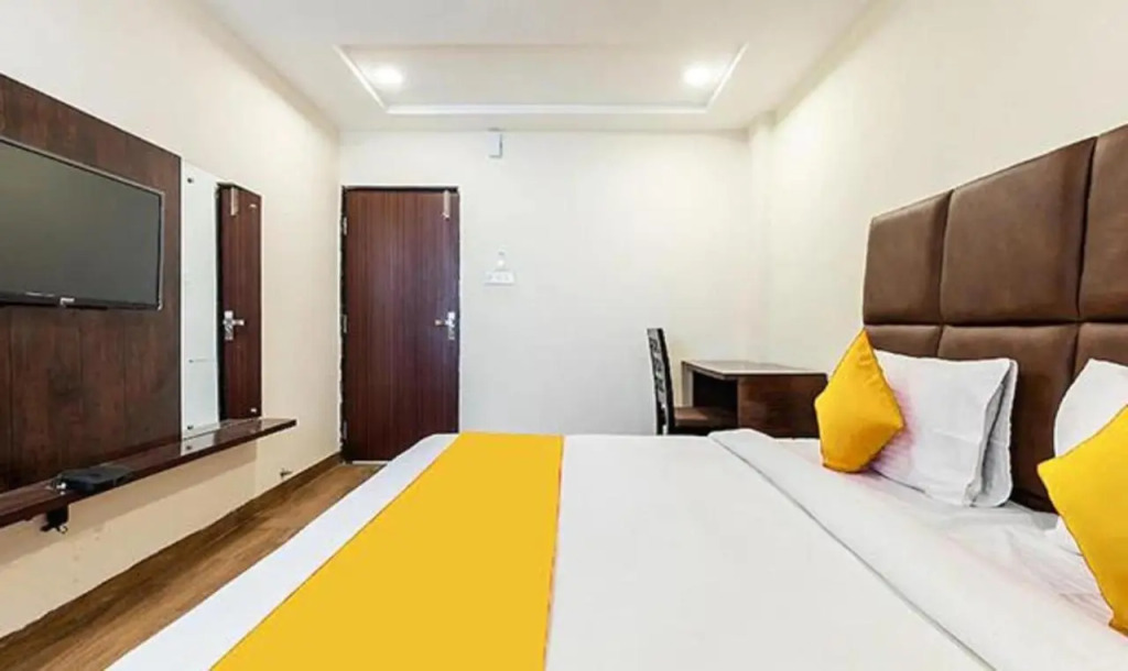Индаур: Fabhotel S Pride