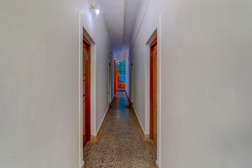 Калангут: Alfa Guest House by OYO Rooms