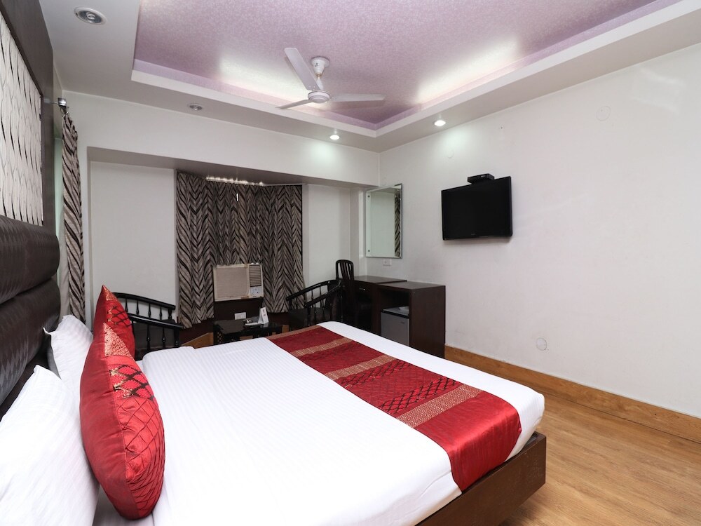 Катра: Hotel City Heart by OYO Rooms