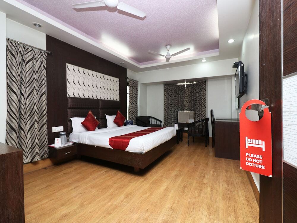 Катра: Hotel City Heart by OYO Rooms