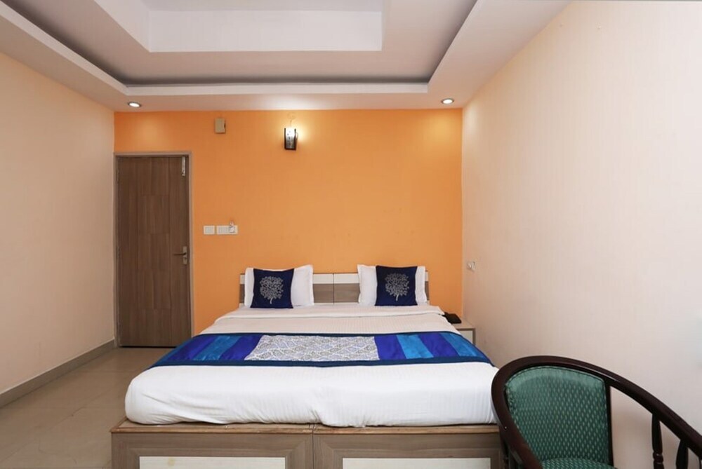 Бхопал: Hotel Purple Orchid