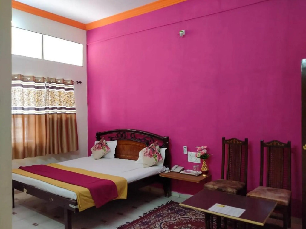 Нашик: Grand Galaxy Hotel Krishna