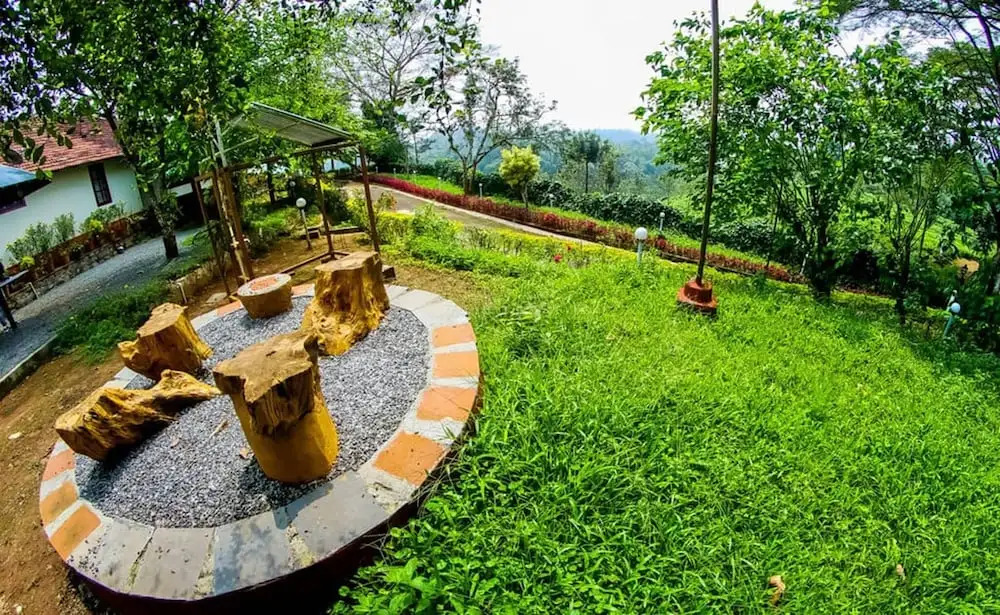 Султан-Батери: Deluxe Double Room In British Bunglow