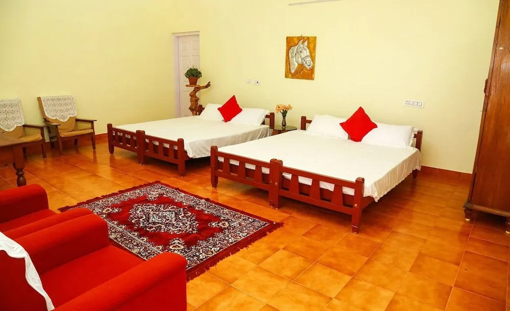 Султан-Батери: Deluxe Double Room In British Bunglow
