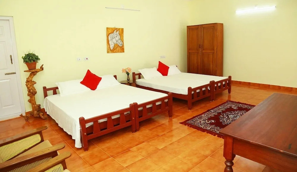 Султан-Батери: Deluxe Double Room In British Bunglow