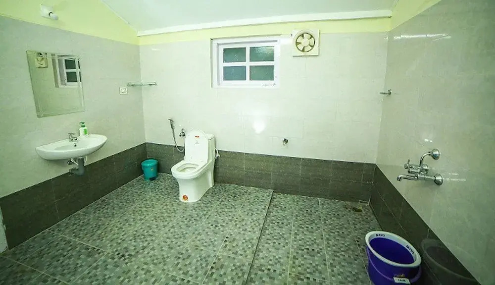 Султан-Батери: Deluxe Double Room In British Bunglow