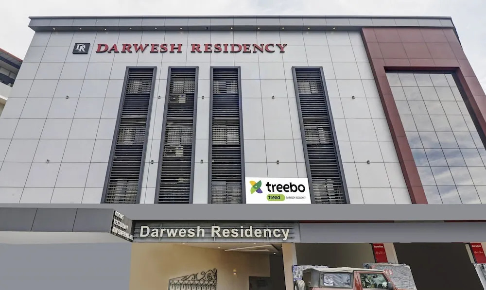 Кондотти: Capital O 48338 Darwesh Residency