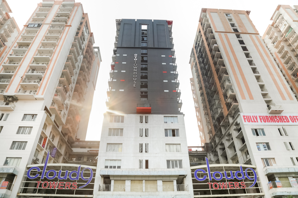 Газиабад: Oyo Townhouse 160 Sector 1 Vaishali