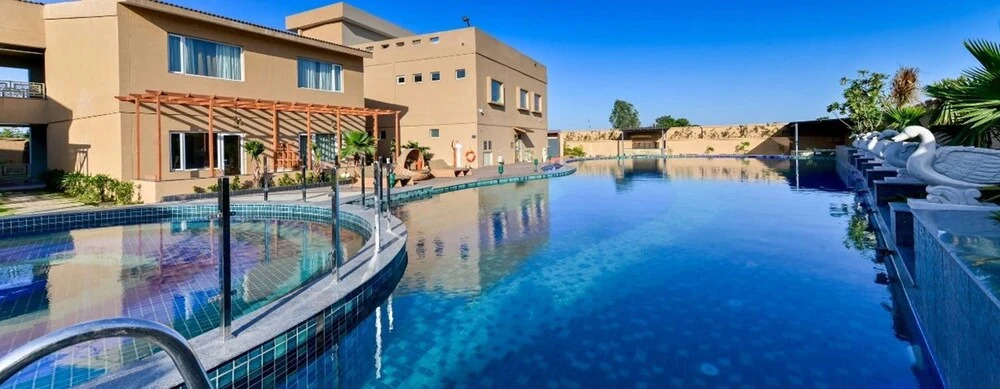 Катра: Four A Lords Resort Jammu