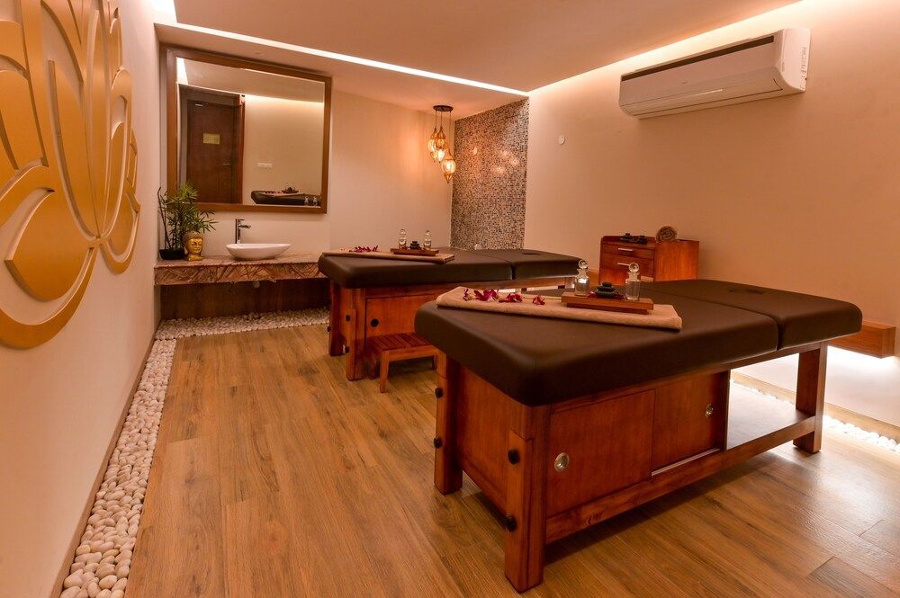 Катра: Four A Lords Resort Jammu