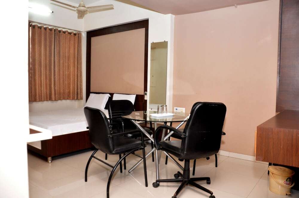 Химатнагар: Hotel Sankalp