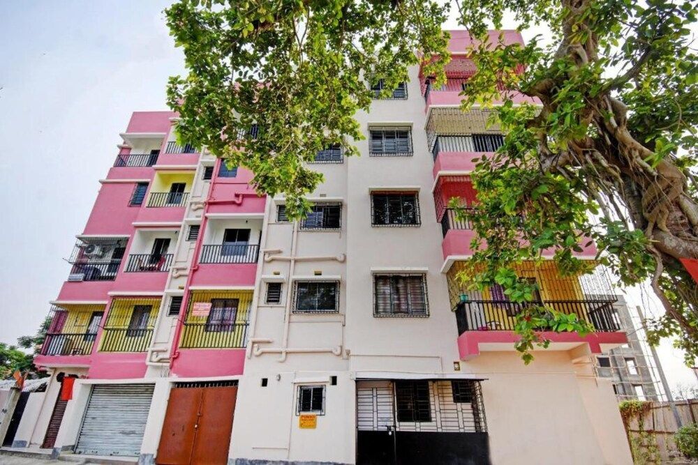 Колката: Goroomgo Relax Inn Newtown Kolkata