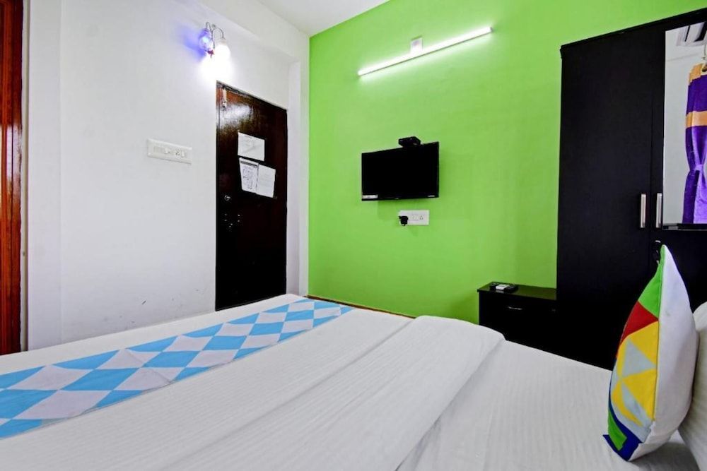 Goroomgo Relax Inn Newtown Kolkata — фото 4