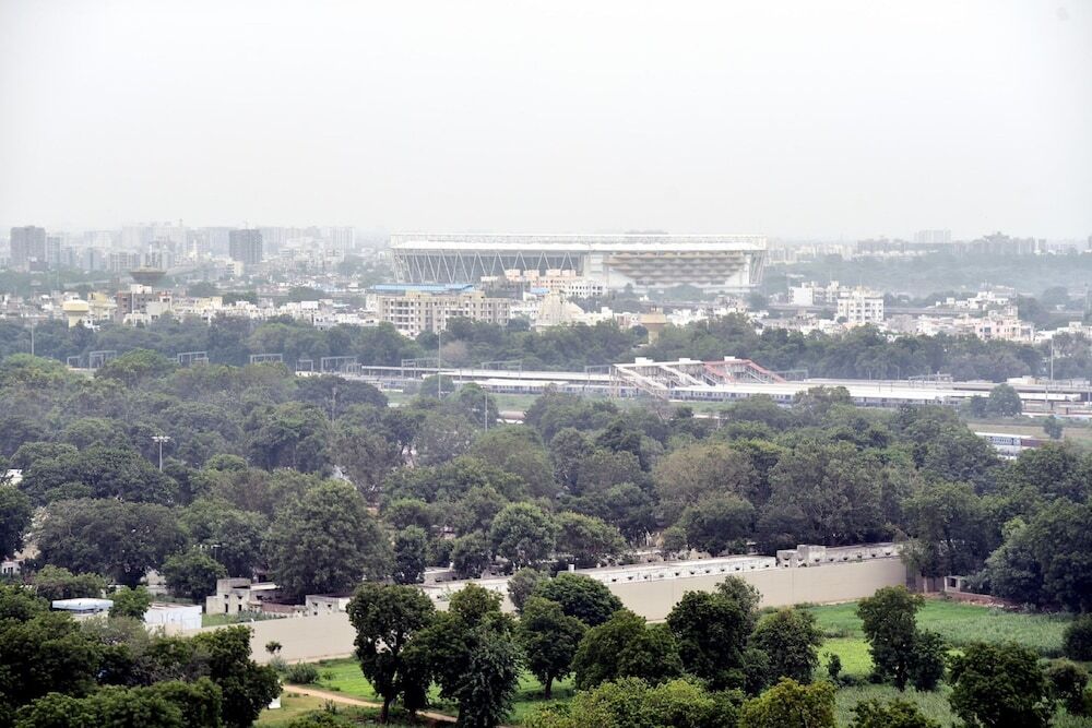 Ахмедабад: Ginger Ahmedabad RTO Circle
