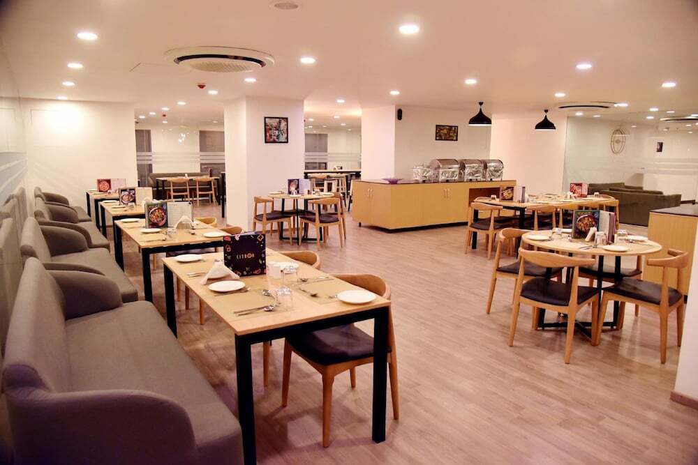 Ахмедабад: Ginger Ahmedabad RTO Circle