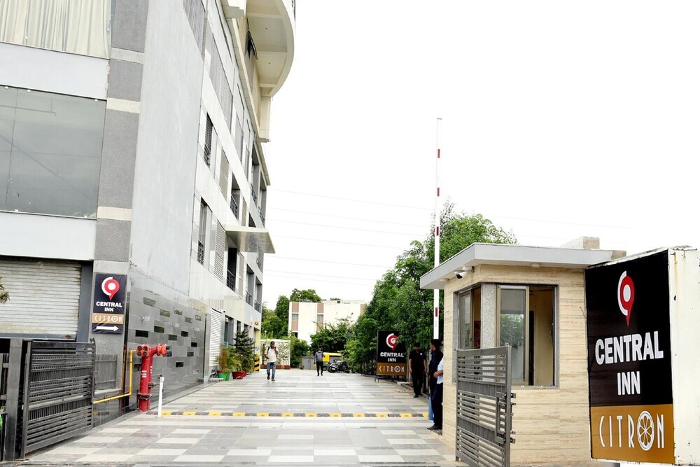 Ахмедабад: Ginger Ahmedabad RTO Circle