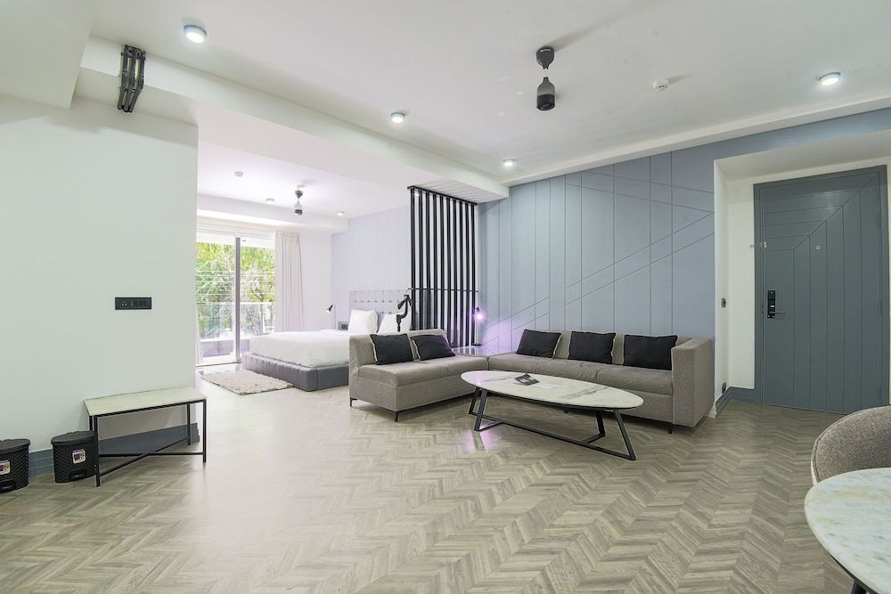 Гуруграм: BedChambers Serviced Apartment