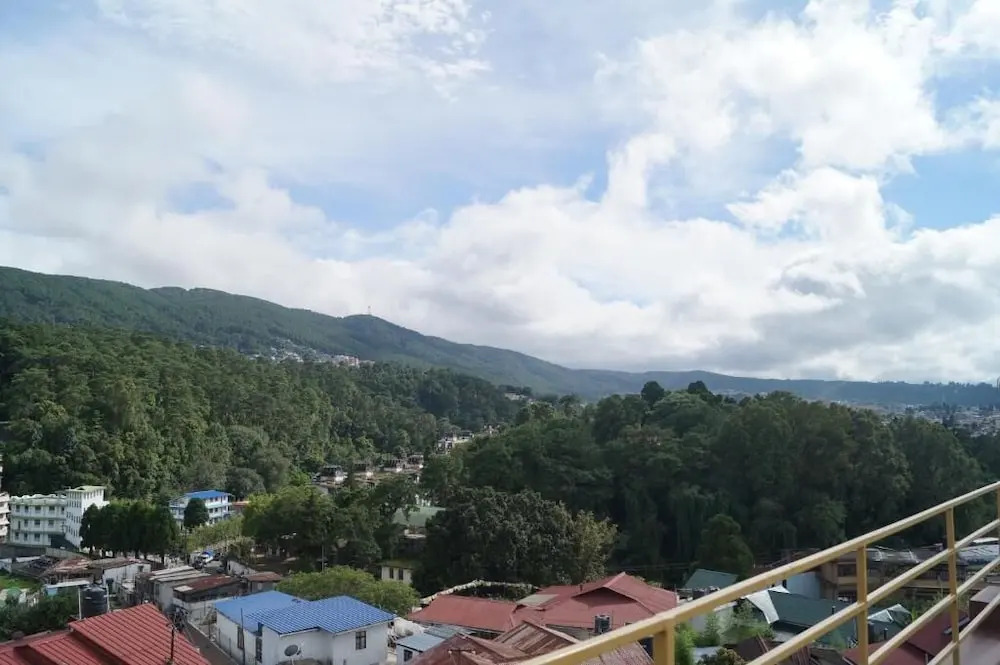 Шиллонг: Woodland Hill Stay