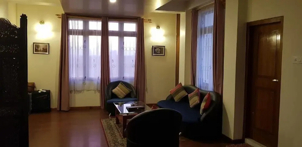 Шиллонг: Woodland Hill Stay