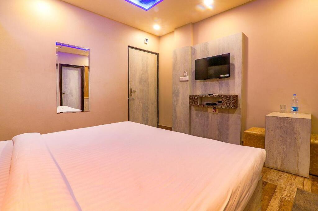 FabHotel Rudra Inn & Cafe I — фото 4