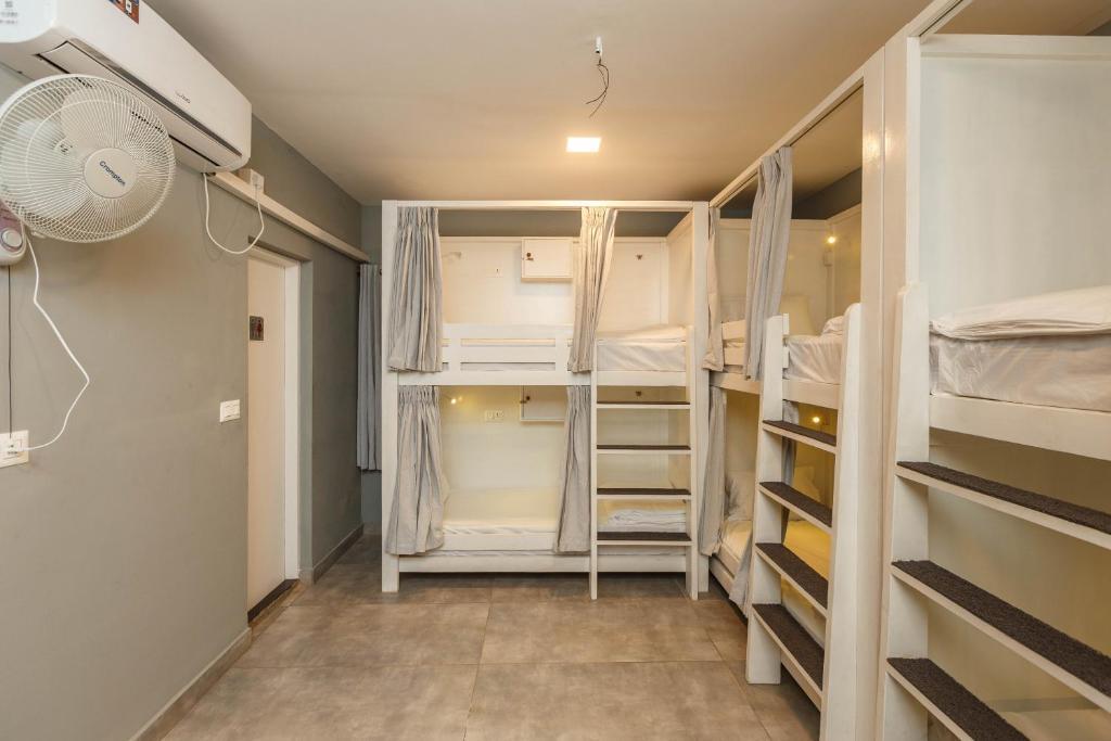 Бангалор: Woke Hostel Indiranagar