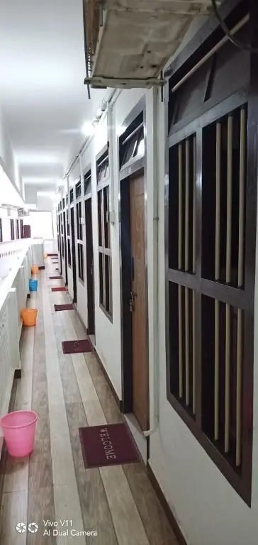 Мадурай: Hotel Saraswathy Bhavanam