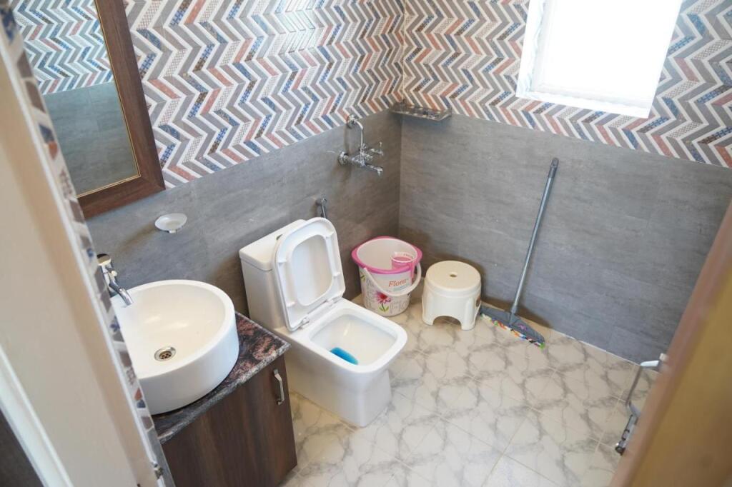 Раникхет: Hotel Dev Chhaya