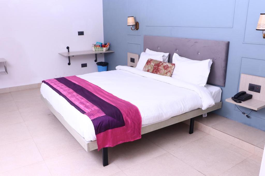 Газиабад: Virohaa Garden Hotel