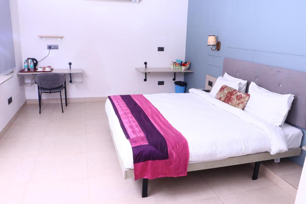 Газиабад: Virohaa Garden Hotel