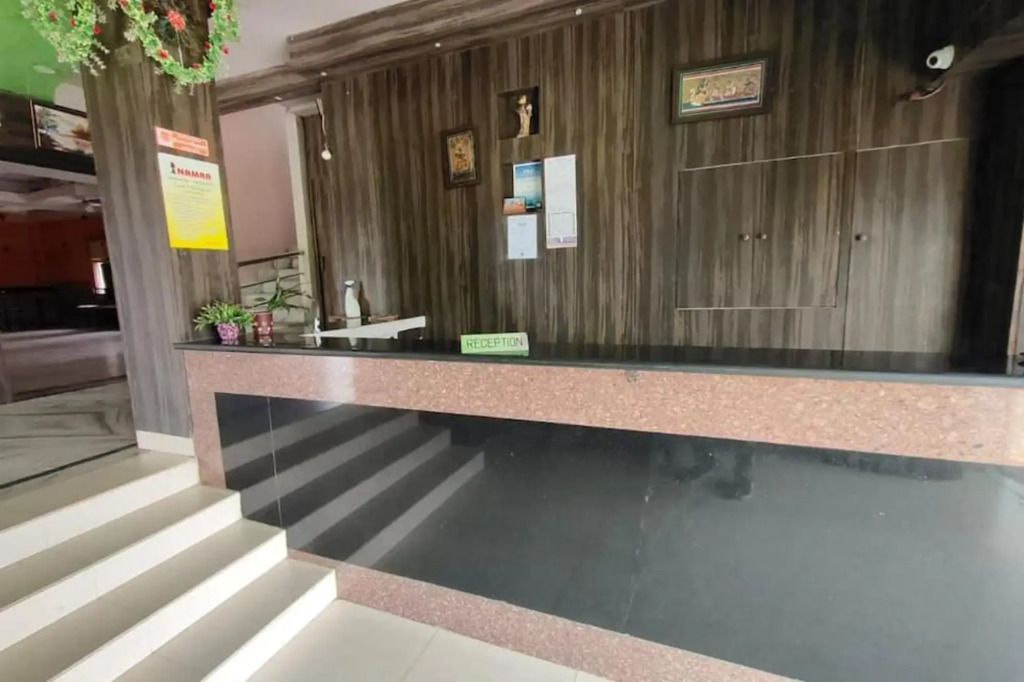 Ангул: Hotel Namra Palace