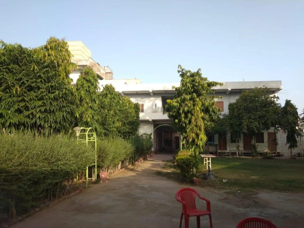 Hotel Shiv Palace — фото 4