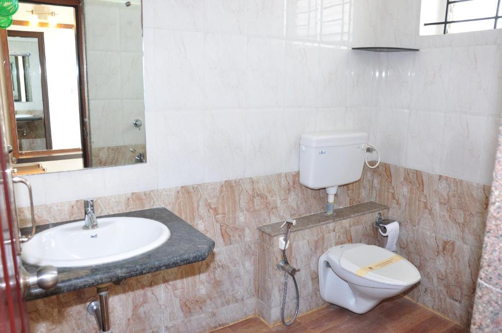 Шиккамагалуру: Hotel Vasanth Vihar