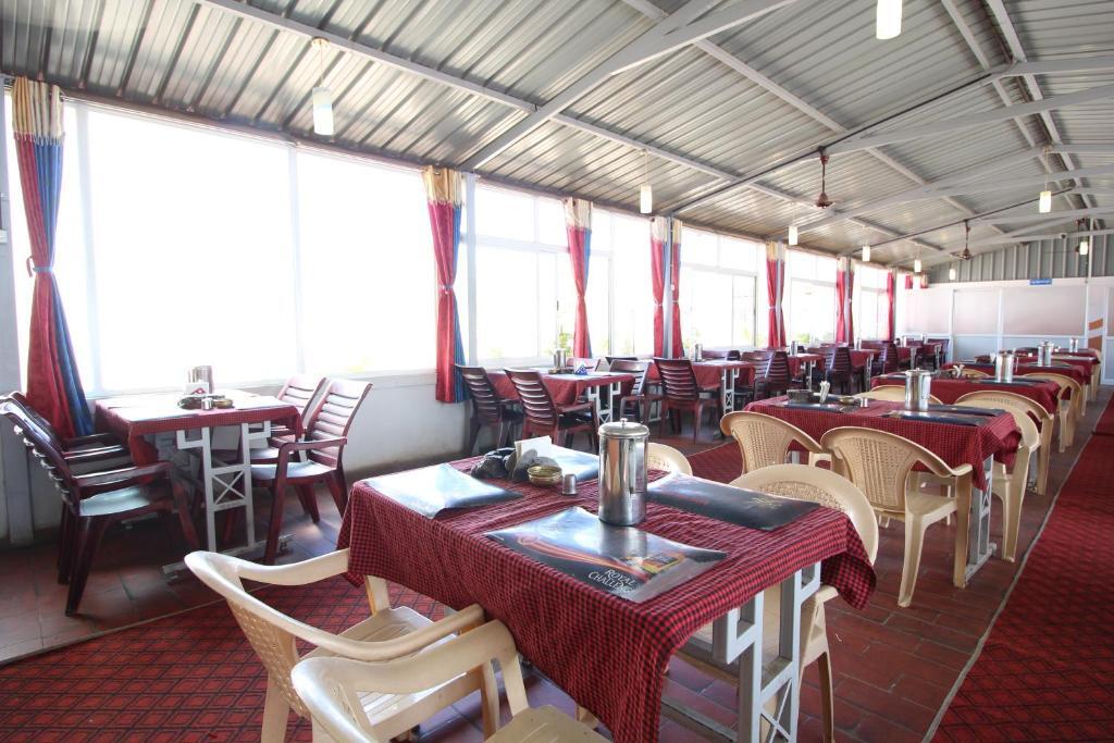 Шиккамагалуру: Hotel Vasanth Vihar