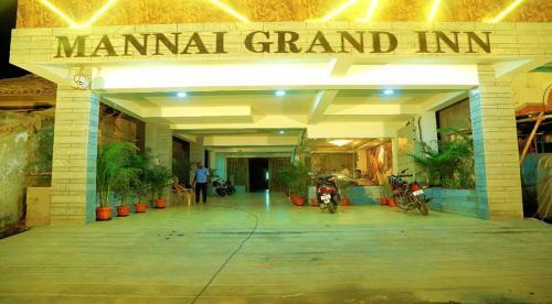 Пунди: Mannai Grand Inn