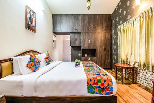 Ути: FabHotel St.Clouds Ooty