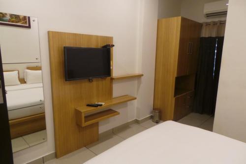 Кондотти: Saas Residency