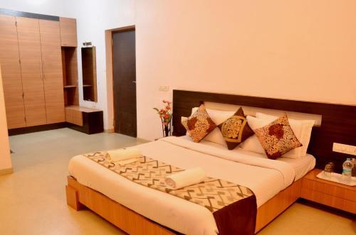 Олд-Махабалешвар: Madhukosh Todkar Bungalows