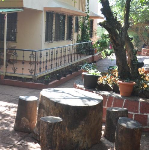 Олд-Махабалешвар: Madhukosh Todkar Bungalows
