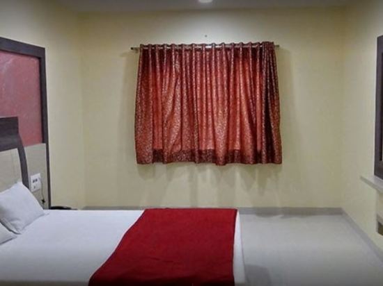 Ахмеднагар: Hotel AbhayPalace Lodging