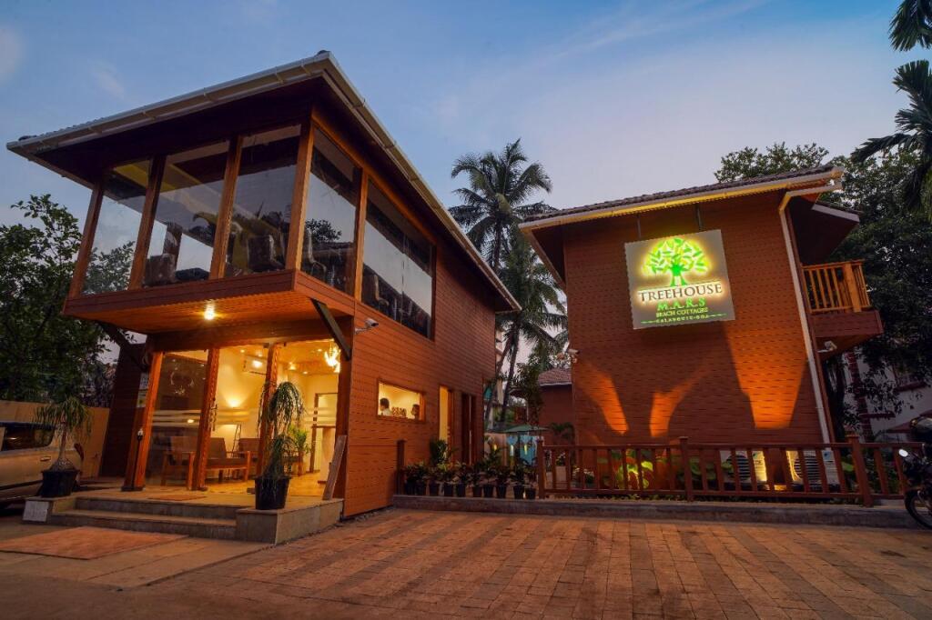 Калангут: TreeHouse MARS Beach Cottages