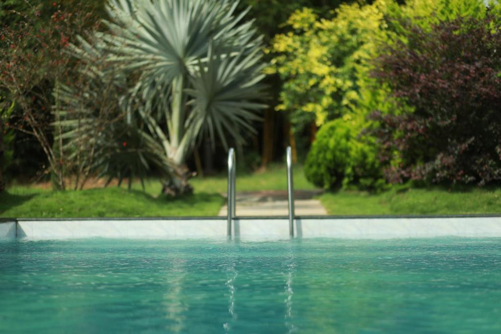 Султан-Батери: Le Eden Resort