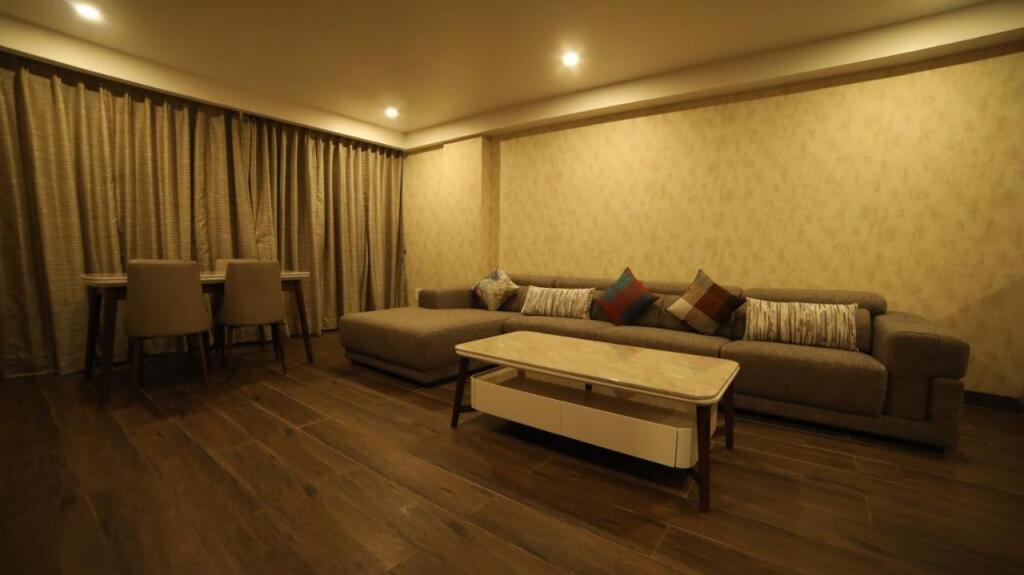 Сомнатх: Regenta Central Somnath